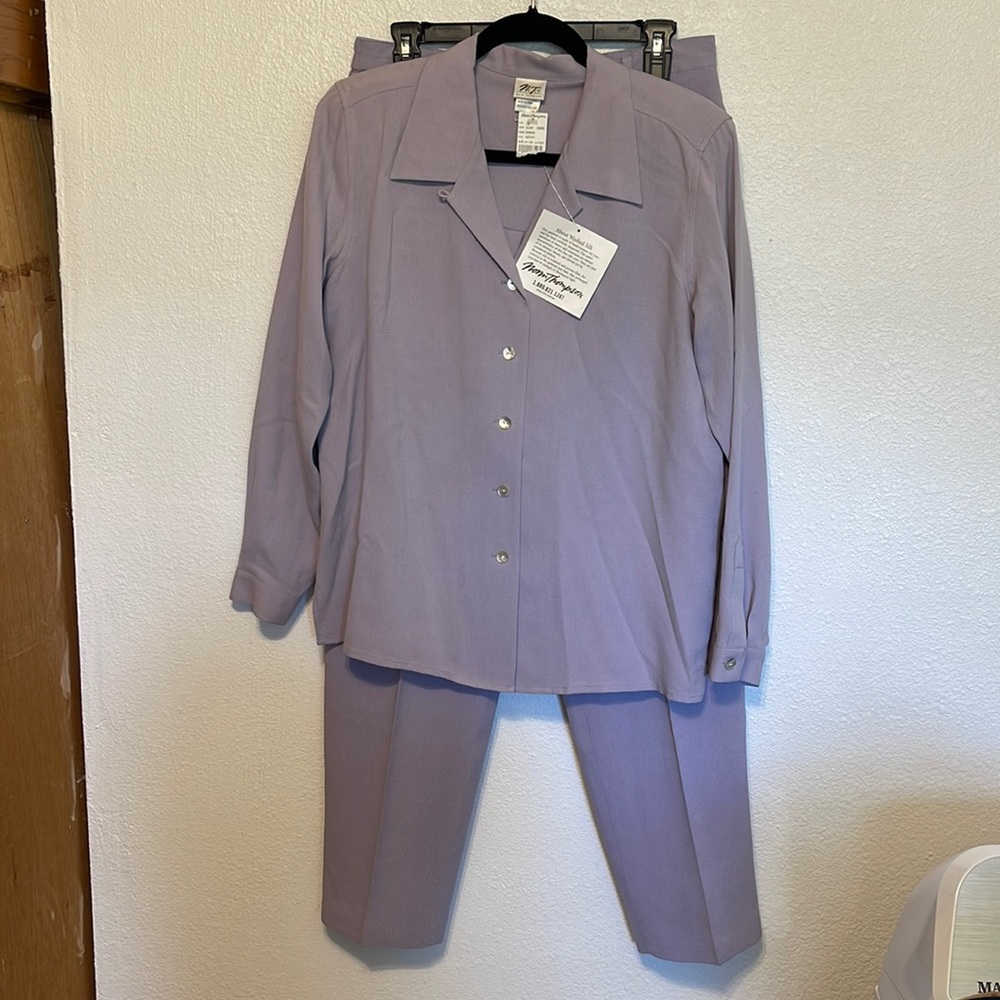 Norm Thompson Lavender Two-Piece Pantsuit